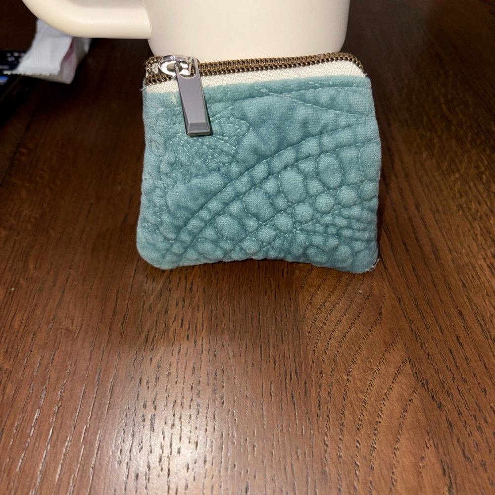 Quilted Blue Velvet Coin Purse and Card holder - Picture 4 of 8